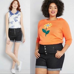 EUC Modcloth Karaoke Songstress Black Wash Denim Shorts Size 4
